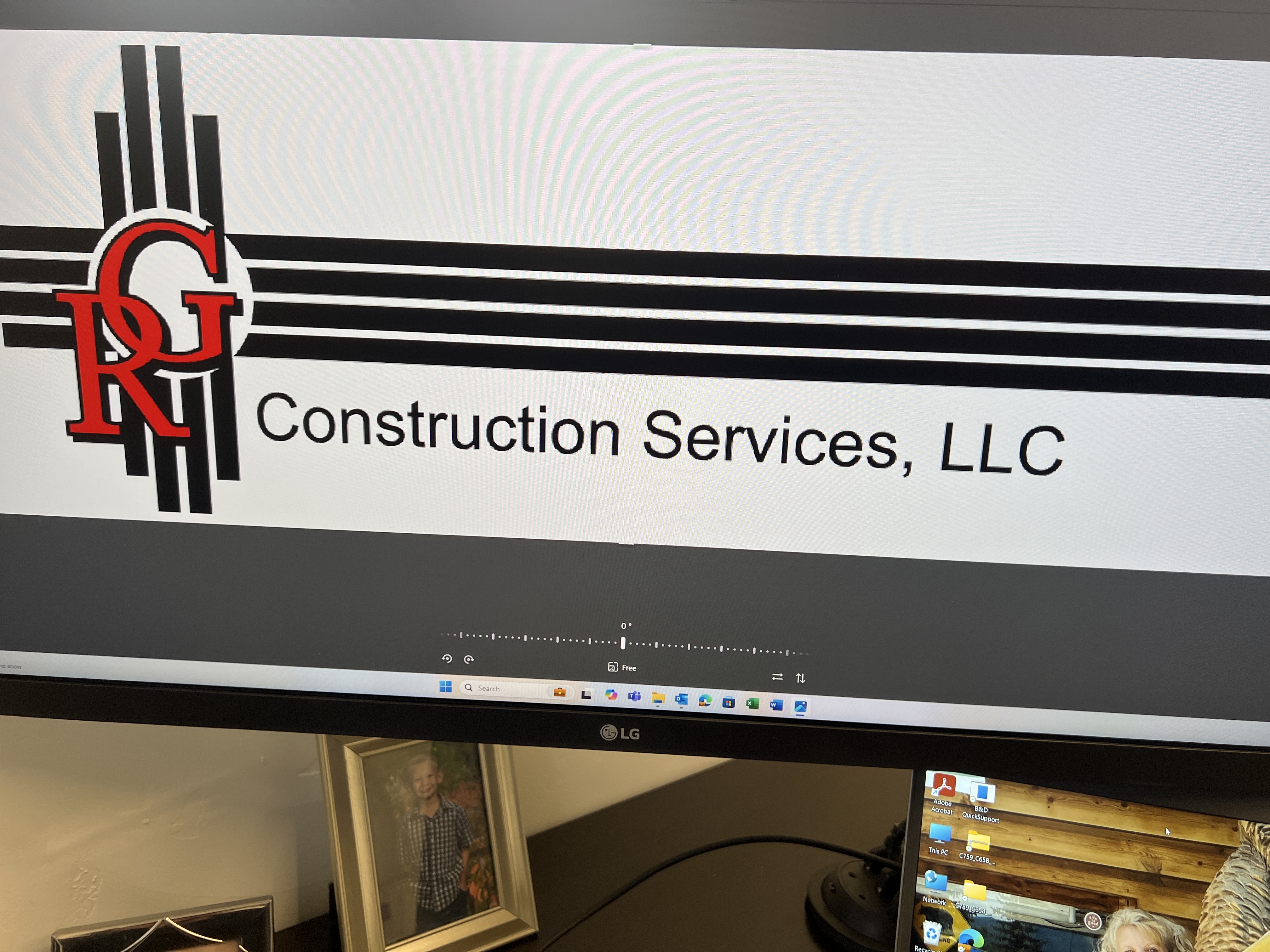 RG Construction LLC  logo