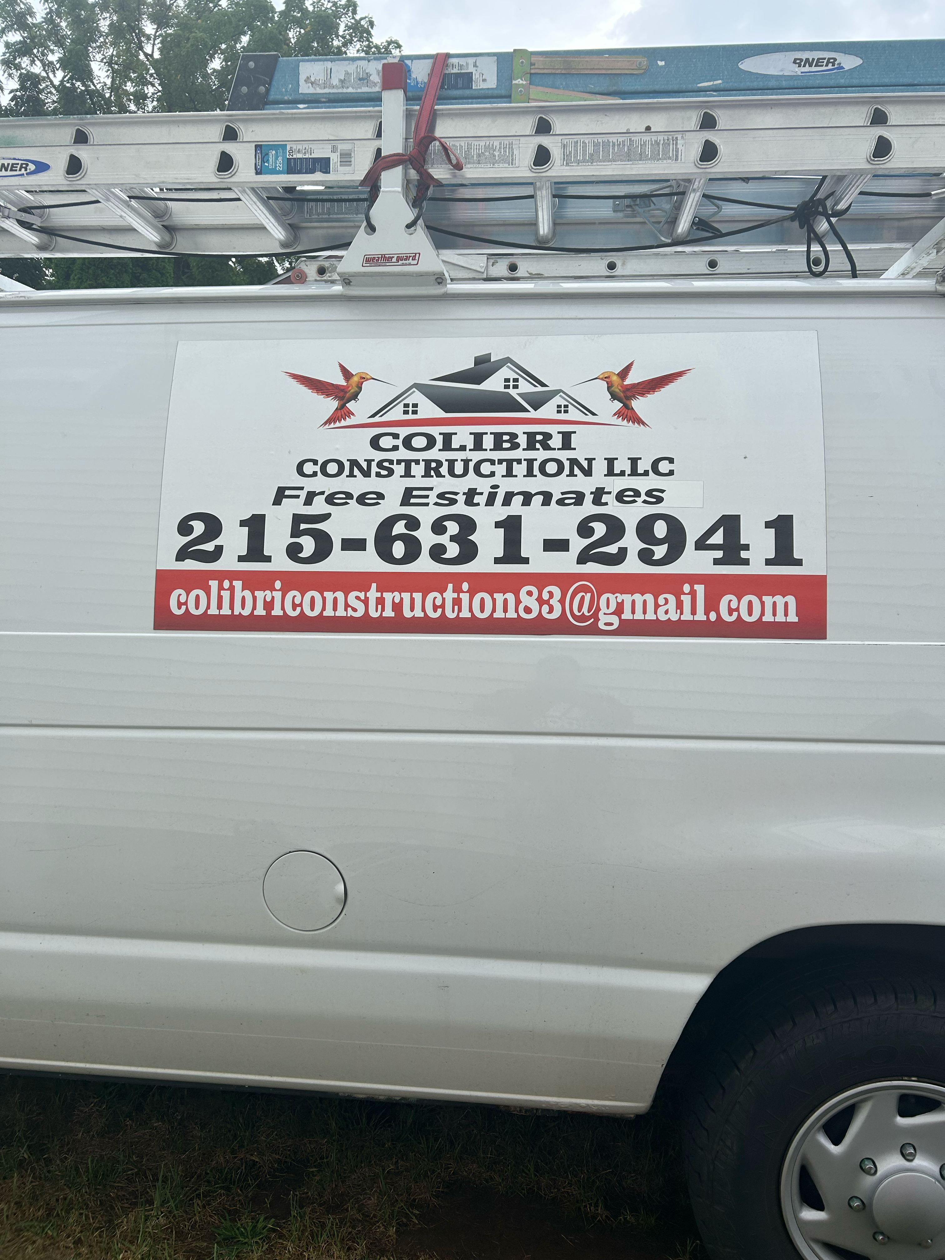 Logo for Colibri Construction