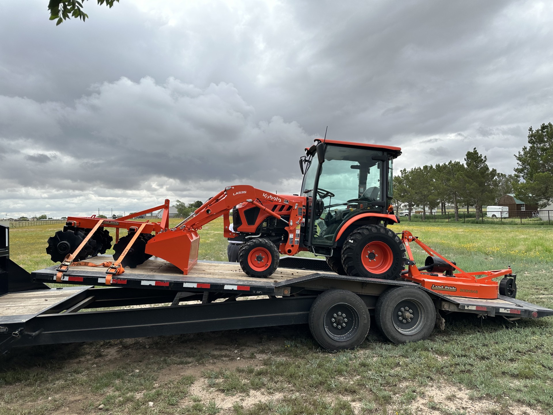 Avatar for RC Calderon Tractor Mowing