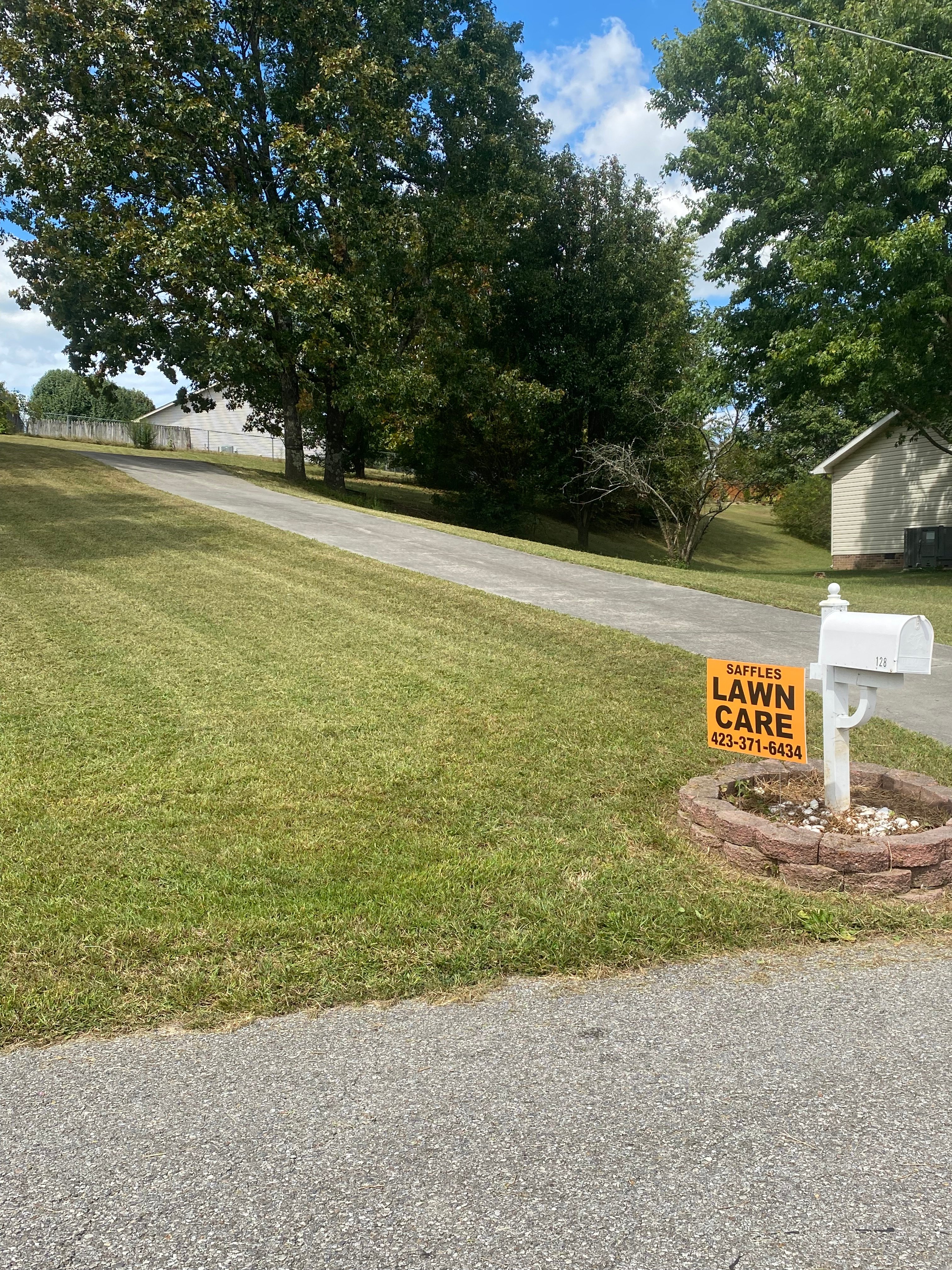 Avatar for SAFFLES LAWN CARE