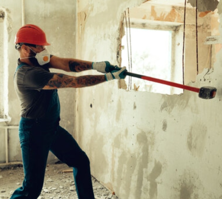 Avatar for J & E Handyman and Maintenance Services