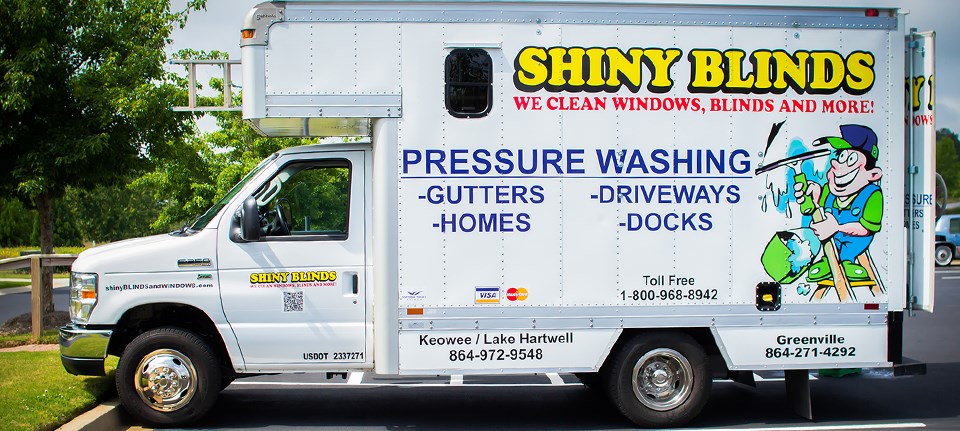 Logo for Shiny Blinds & Windows