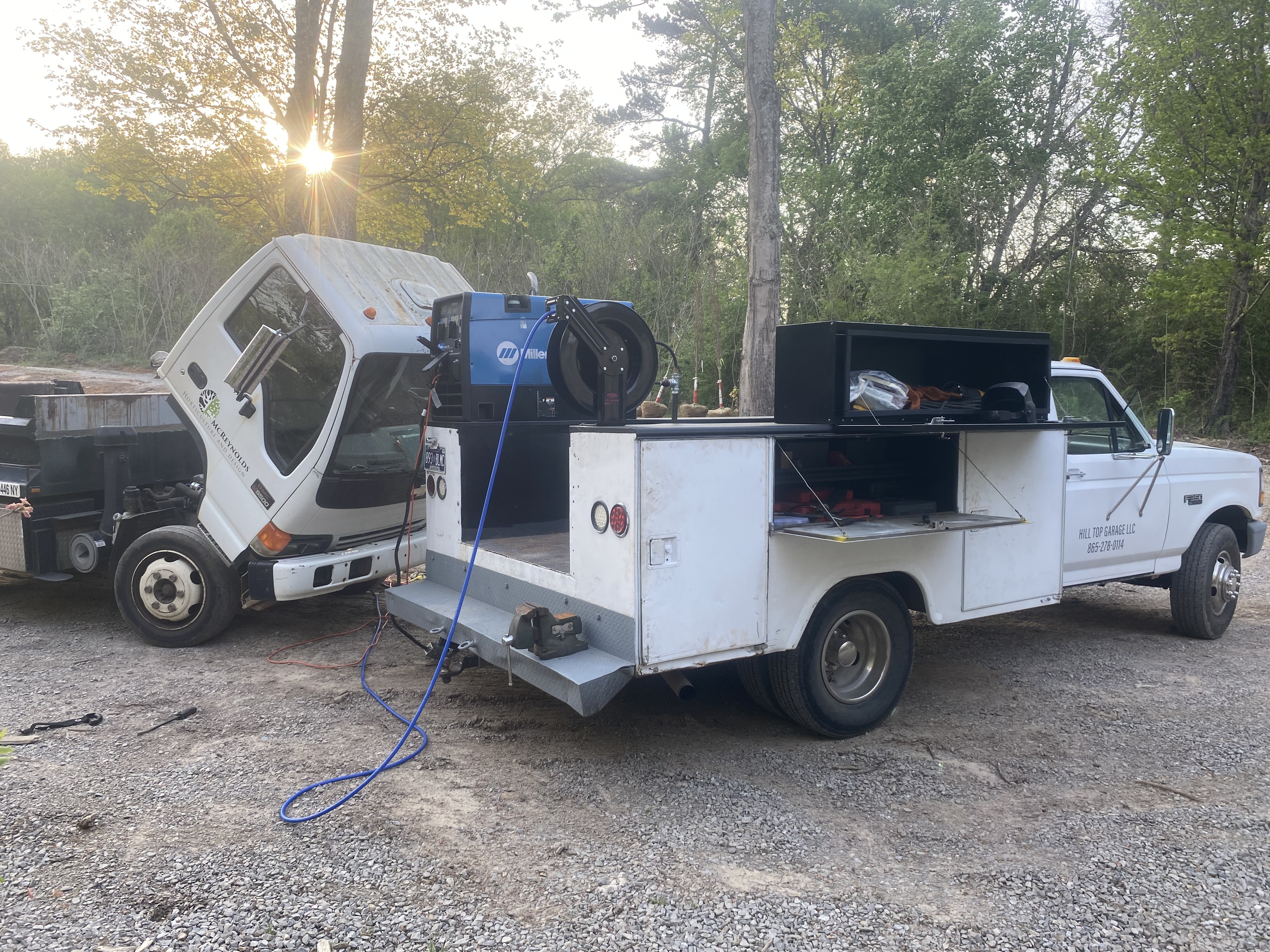 Avatar for Hill top garage llc