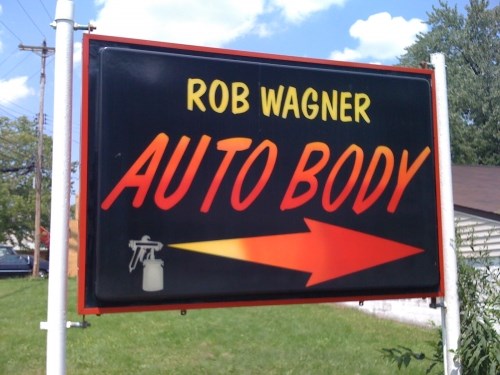 Logo for Rob Wagner Auto Body