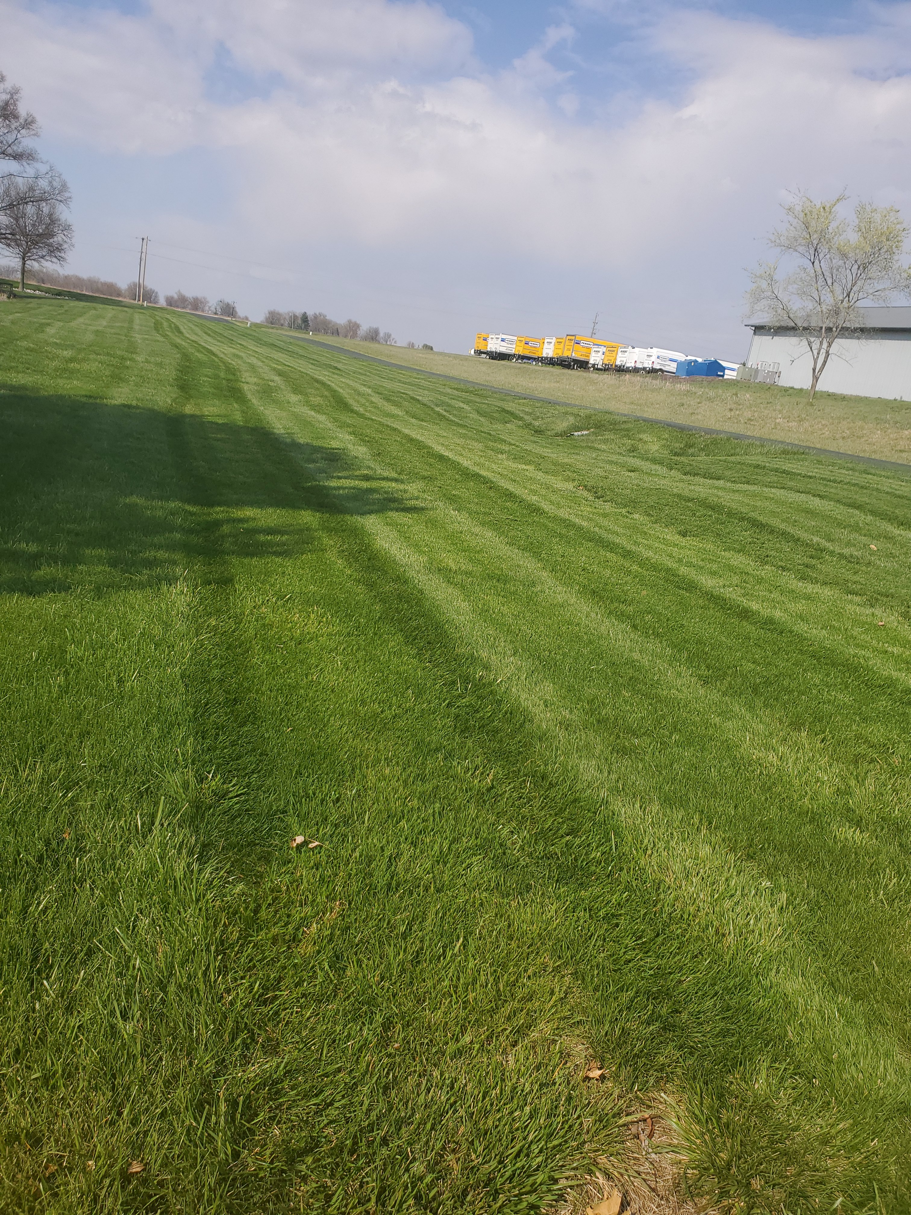 Avatar for Brett's Lawn Care