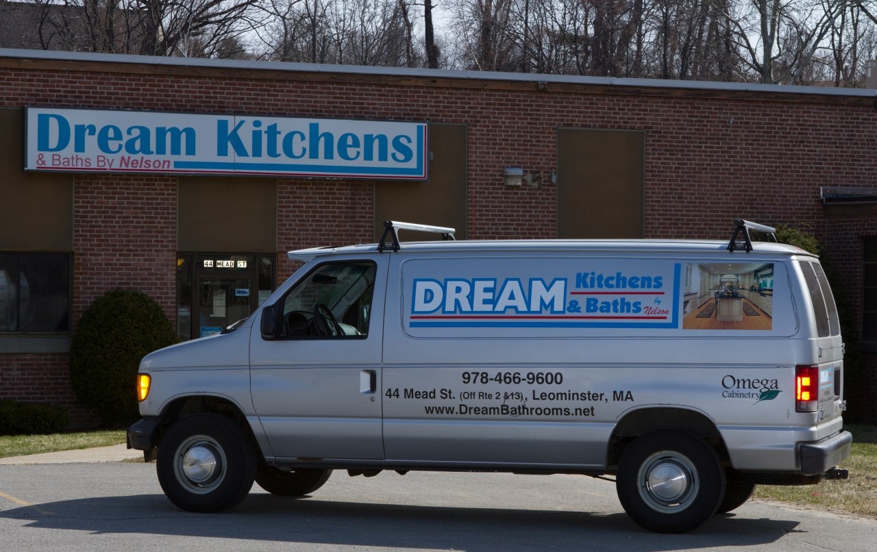 Logo for Dream Kitchens & Baths by Nelson