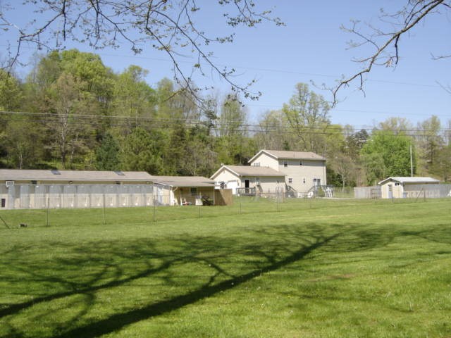 Winding Road Kennel
