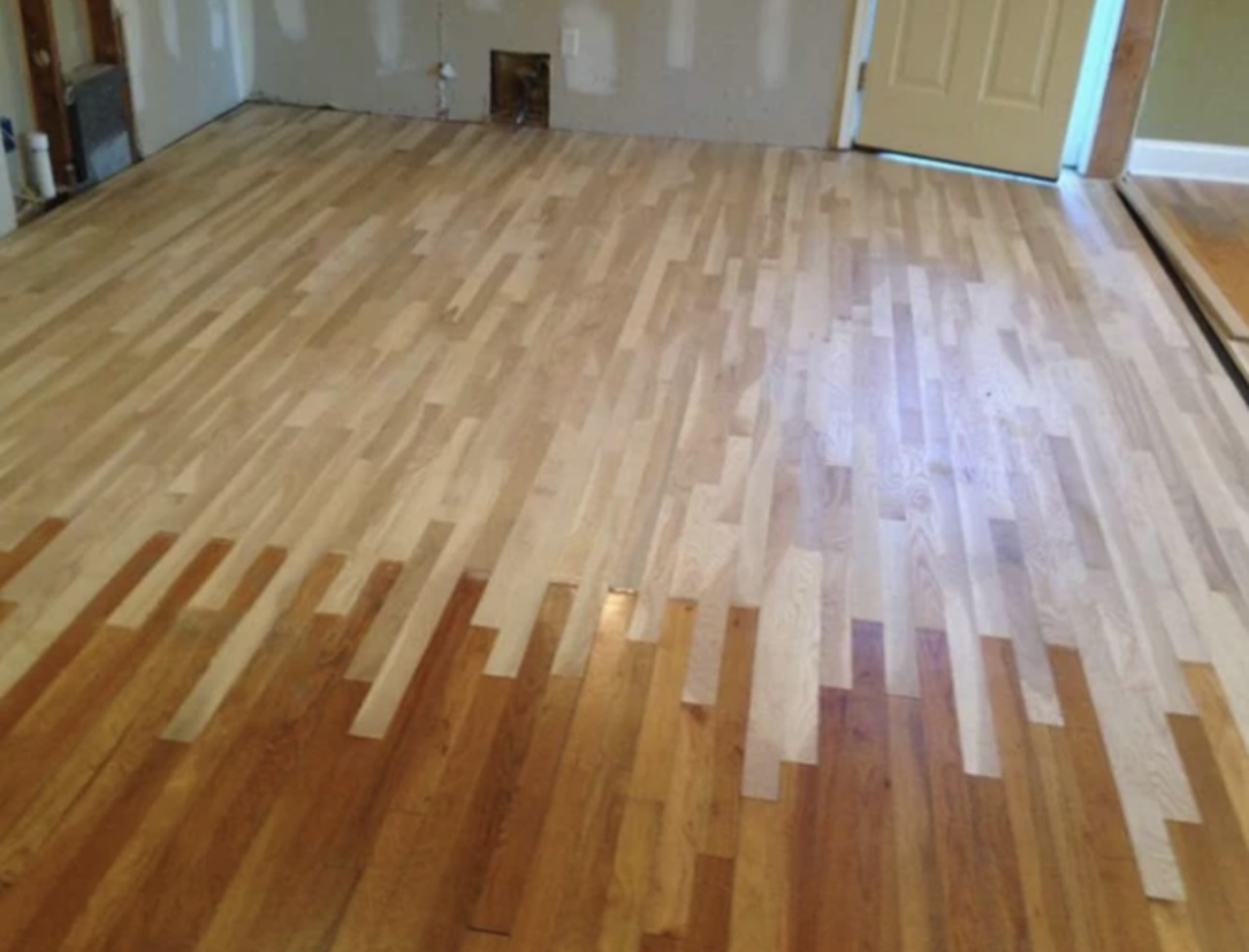 Avatar for Dustless Hardwood Floor Refinishing