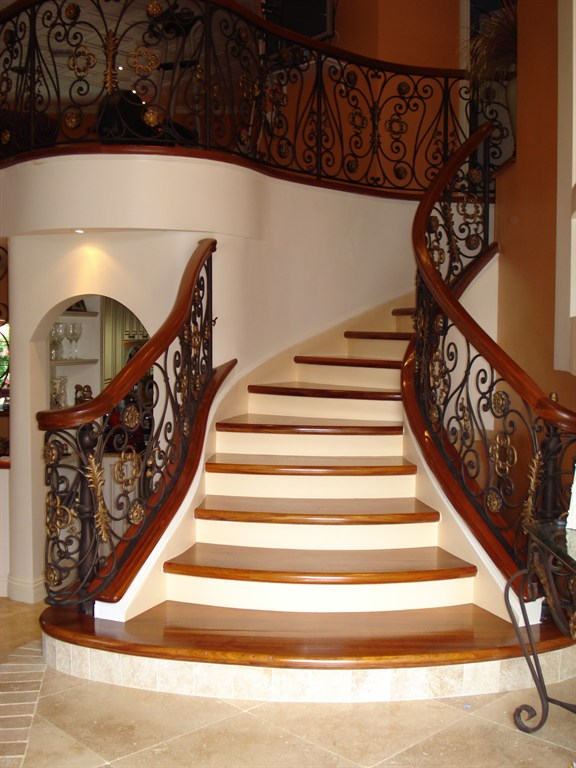 STAIR CASE