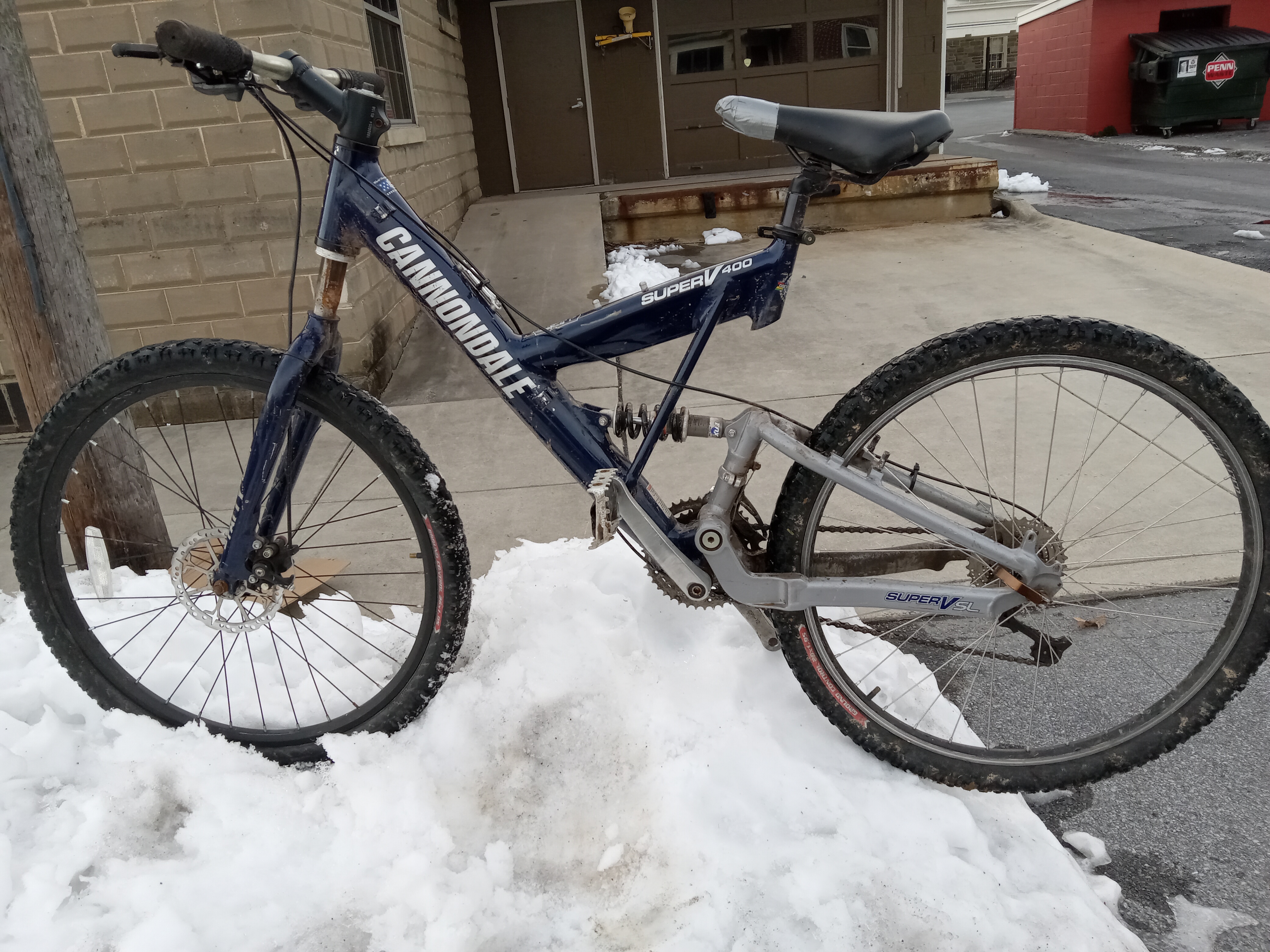 Avatar for Henry's lawn care