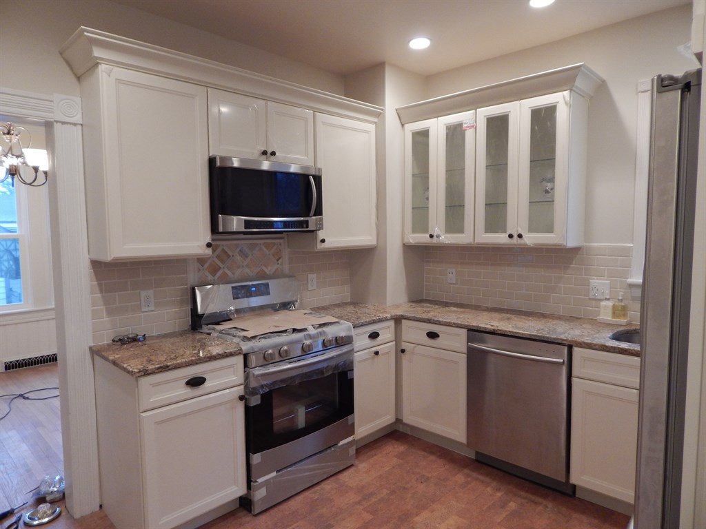 1880 Colonial Kitchen