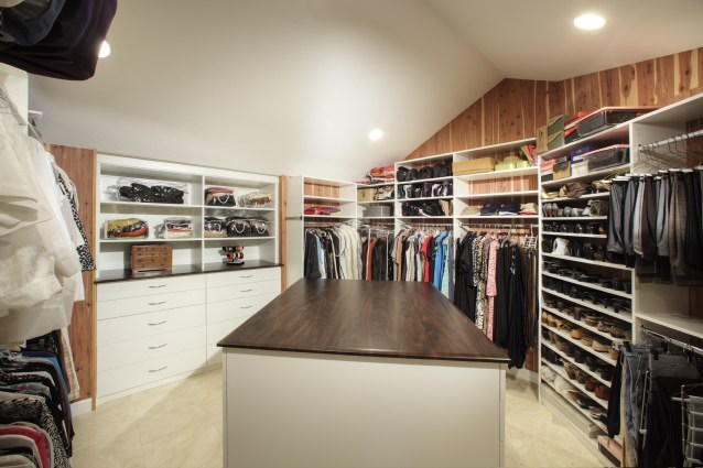 Custom Walk-In Closet