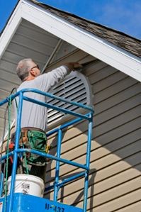 Vinyl house siding offers a number of advantages