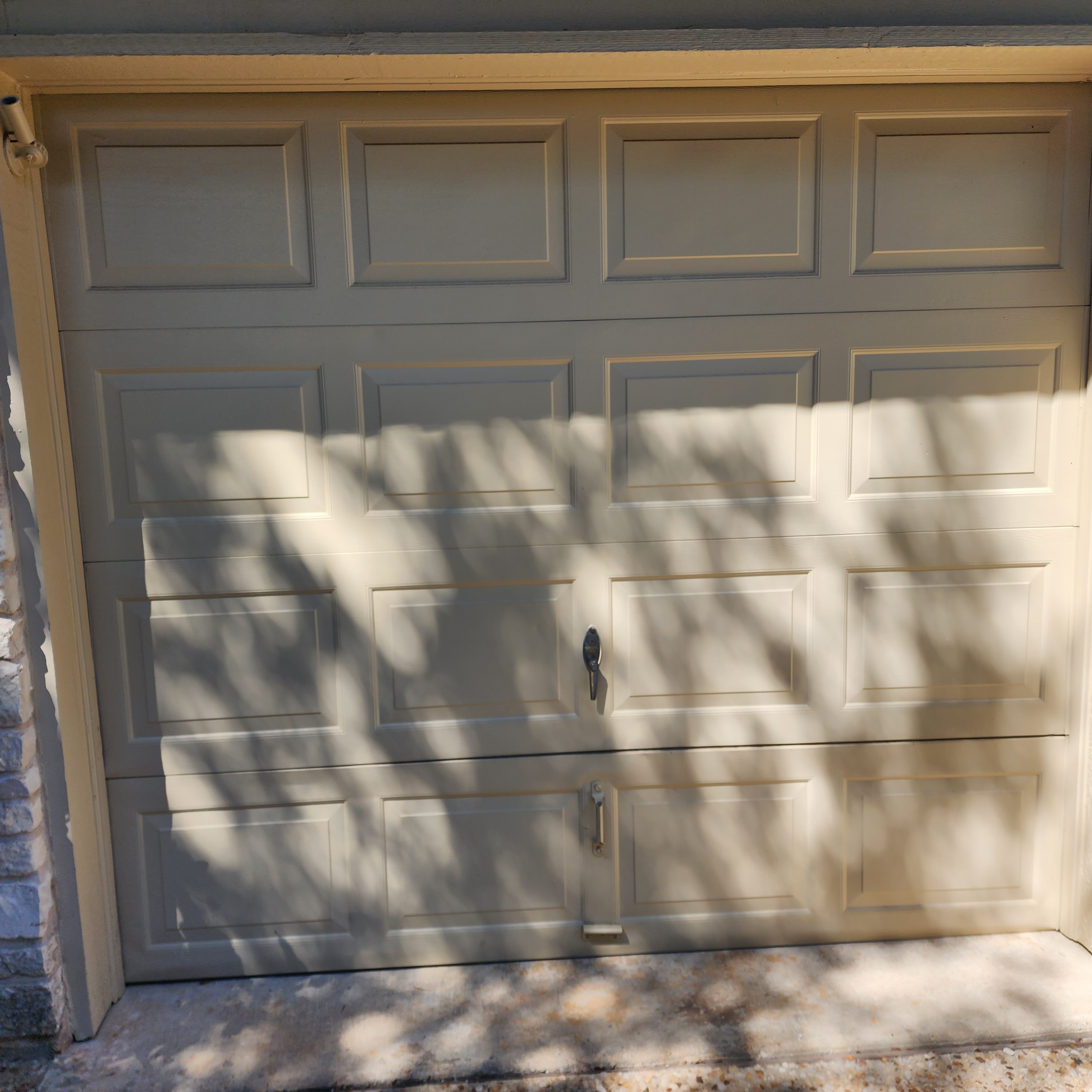 Avatar for Hernandez garage doors