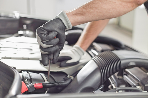 TRENT & TONY KNITTEL'S SERVICE CENTER logo