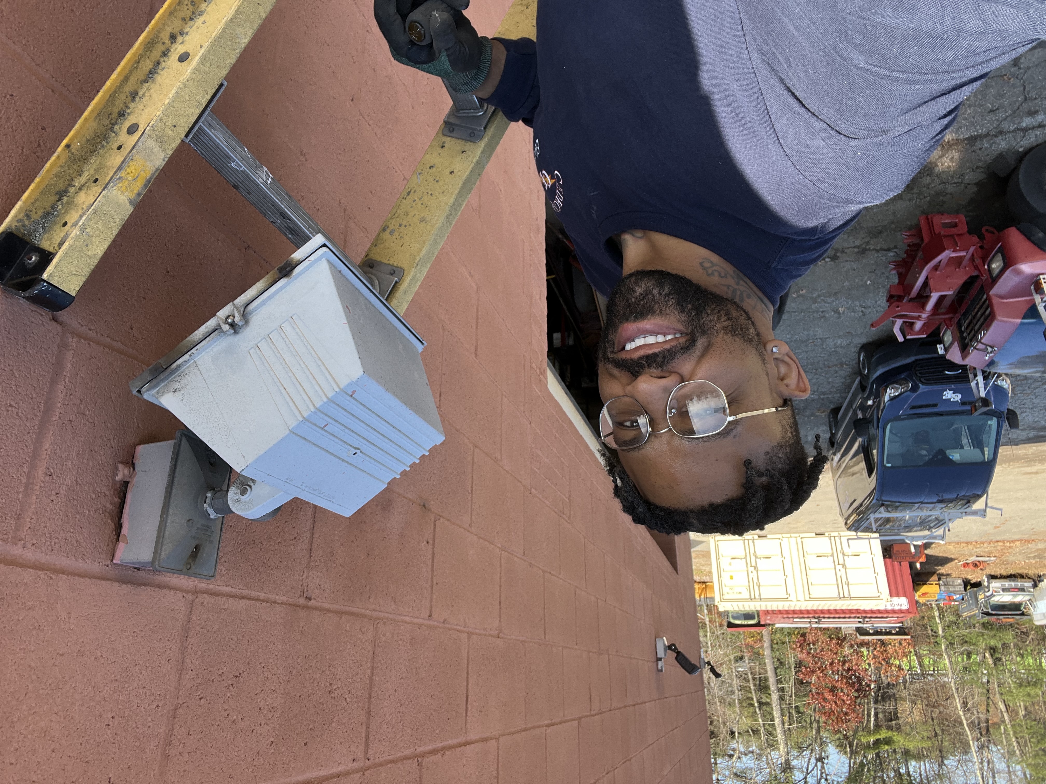 Avatar for Robinson & Son’s Electric