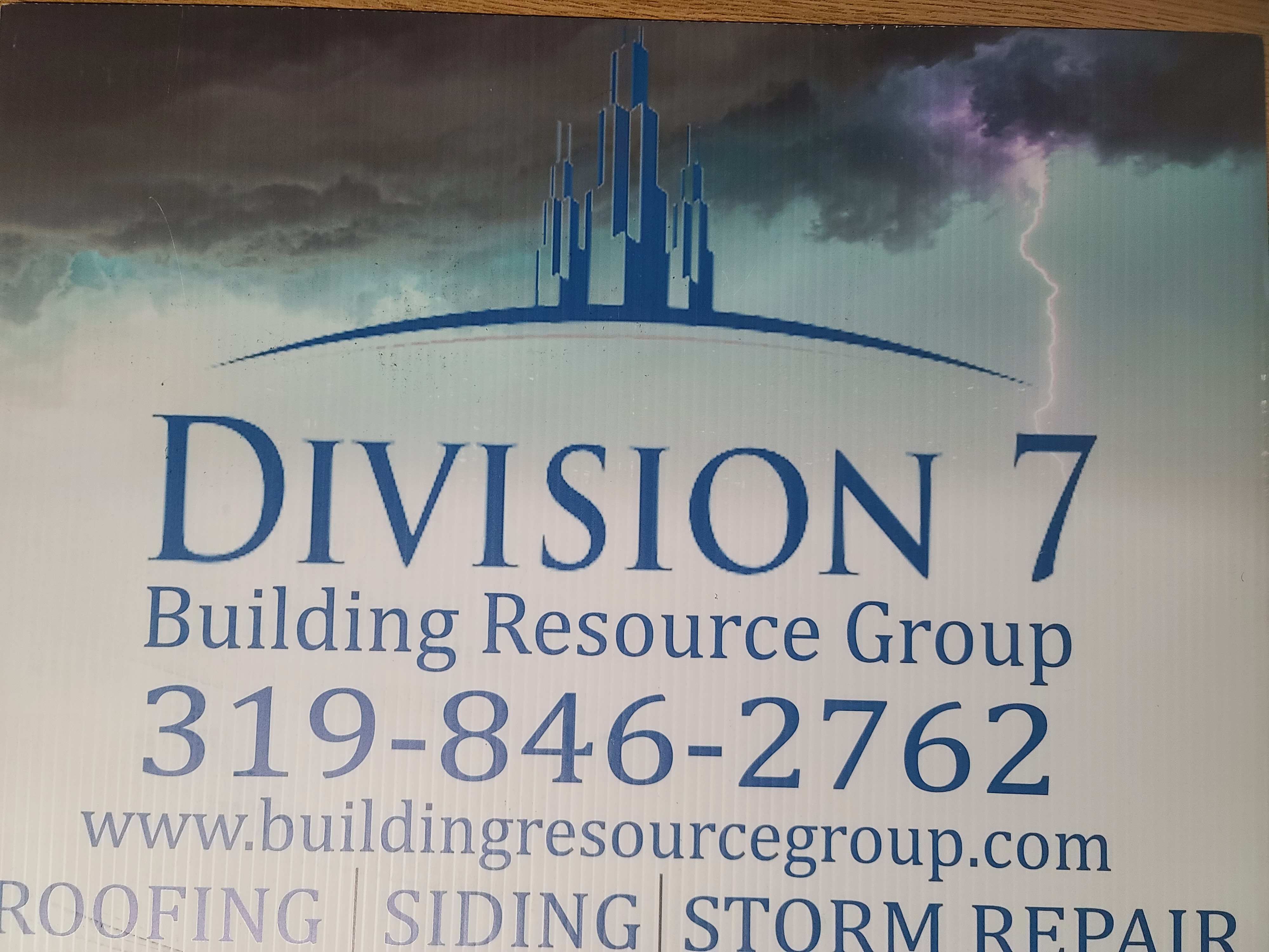 Division 7 logo