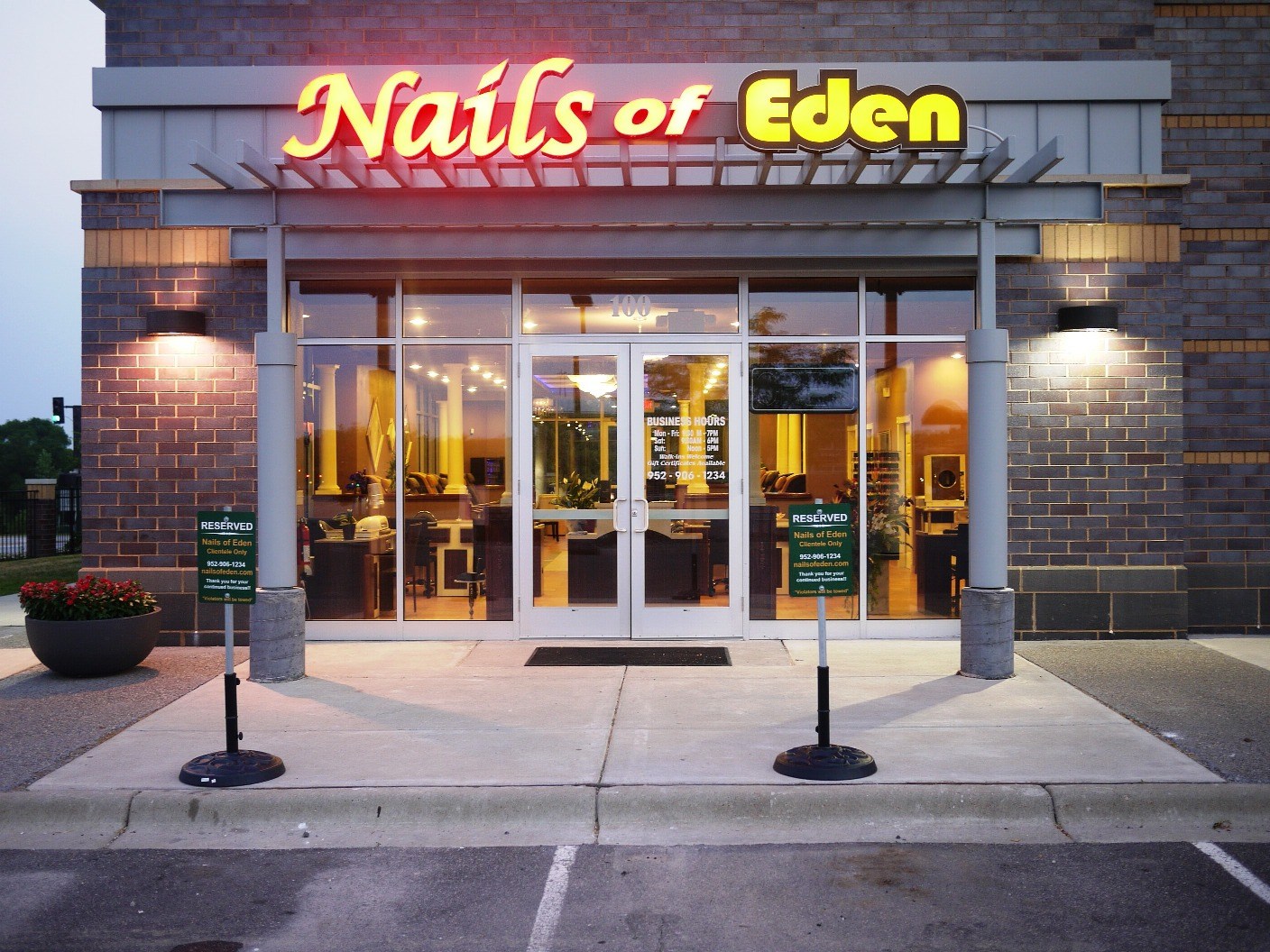 Logo for Nails of Eden