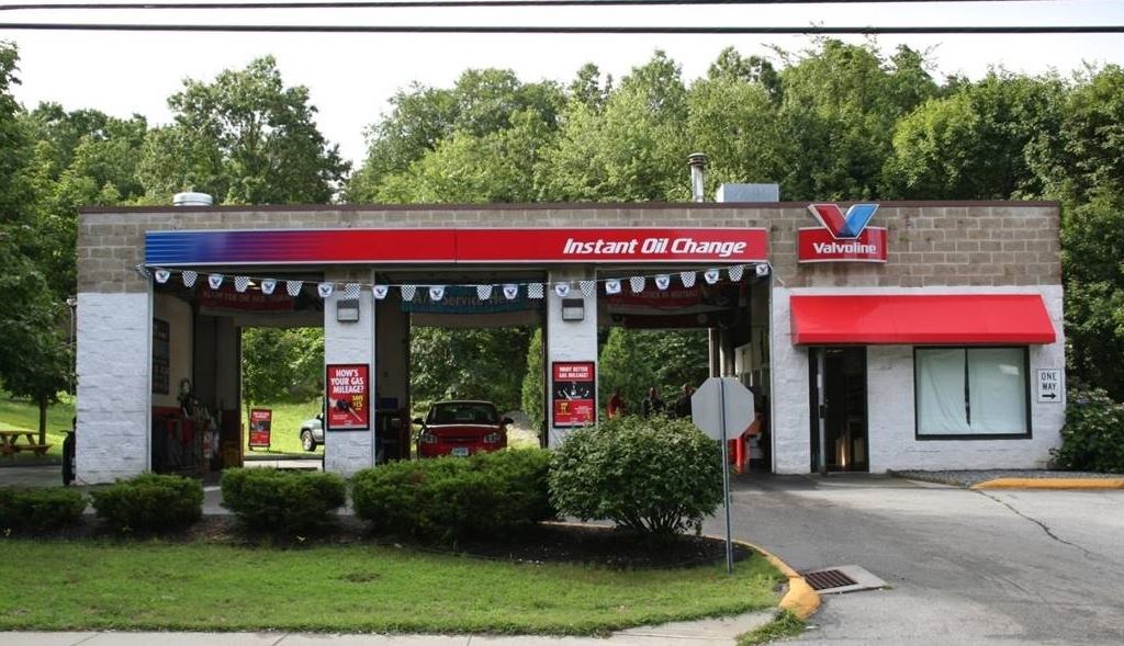 Logo for Valvoline Instant Oil Change - Groton