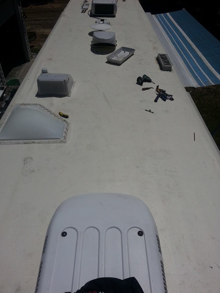 Luke's Camper & Rv Repair & Rubber Roofs logo
