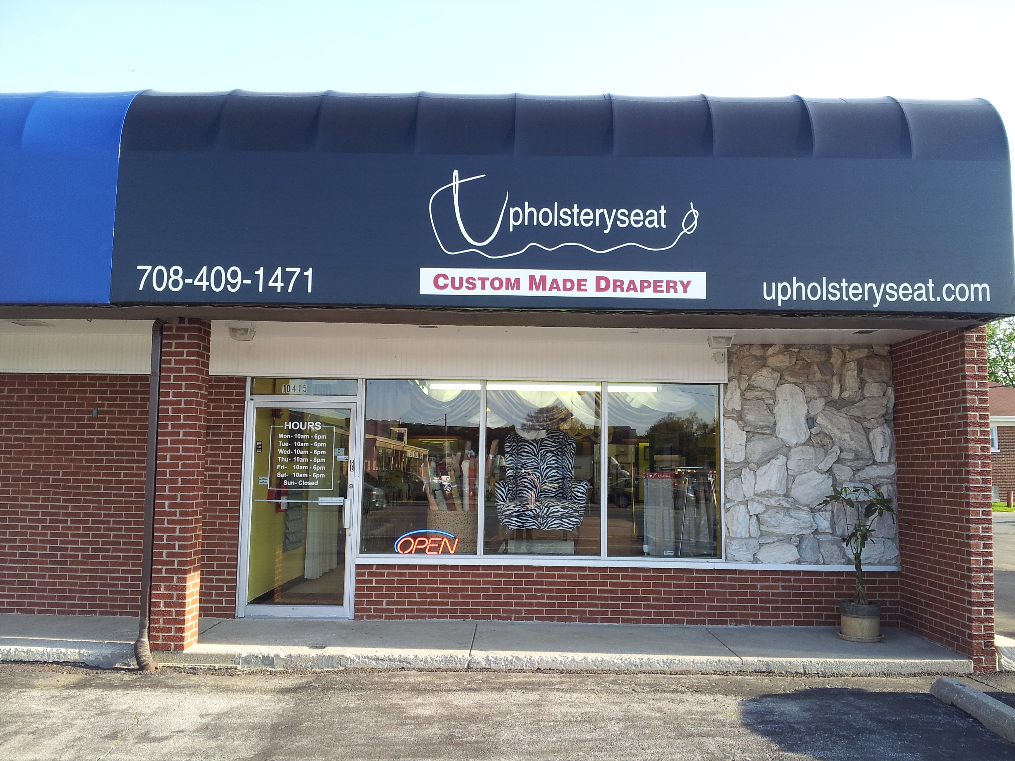 UpholsterySeat & Window Treatments logo