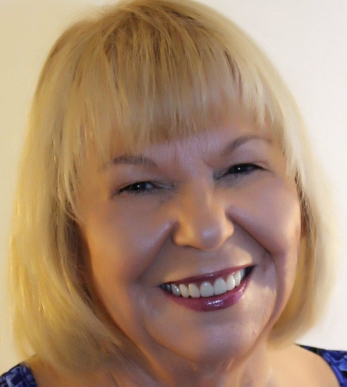 Logo for Martee Hays / Loving Pet Care