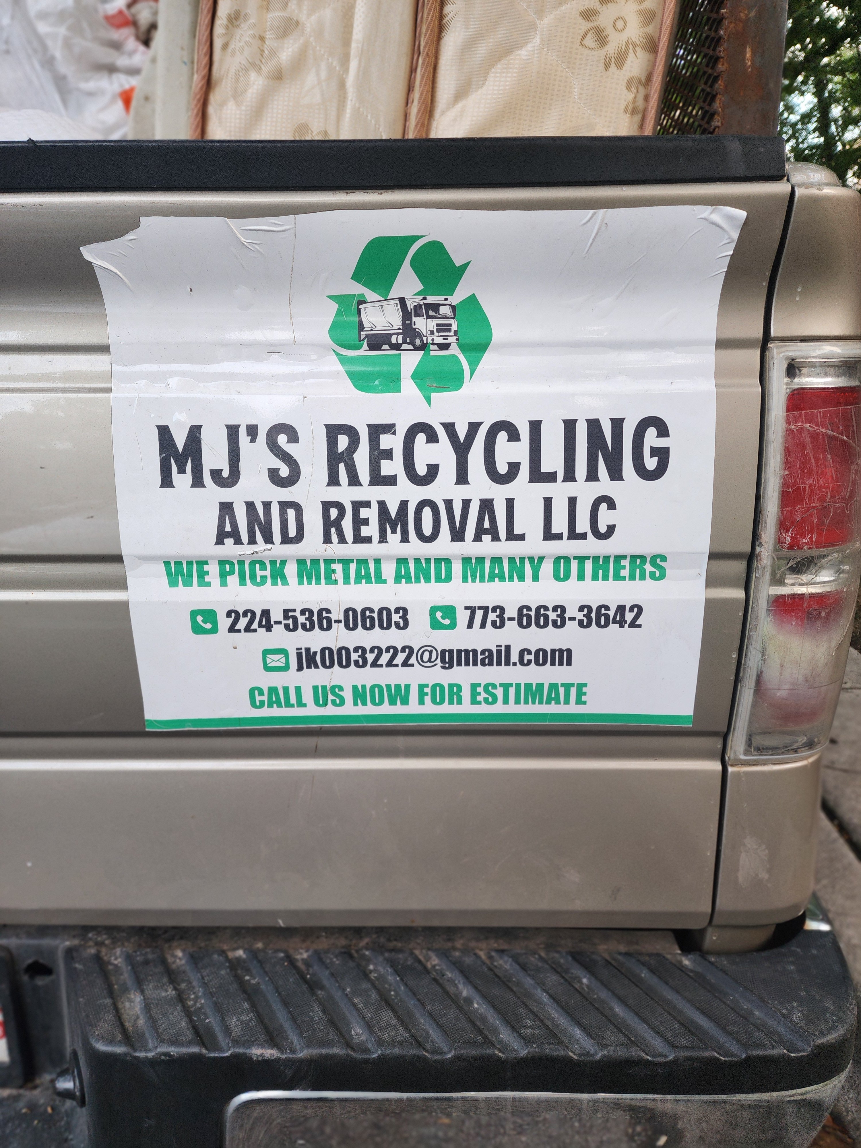 Avatar for Mj's Recycling and scrap removal
