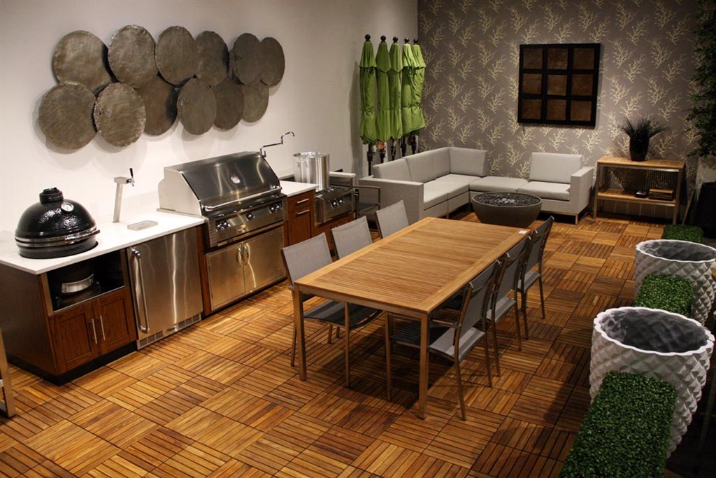 Outdoor Kitchens