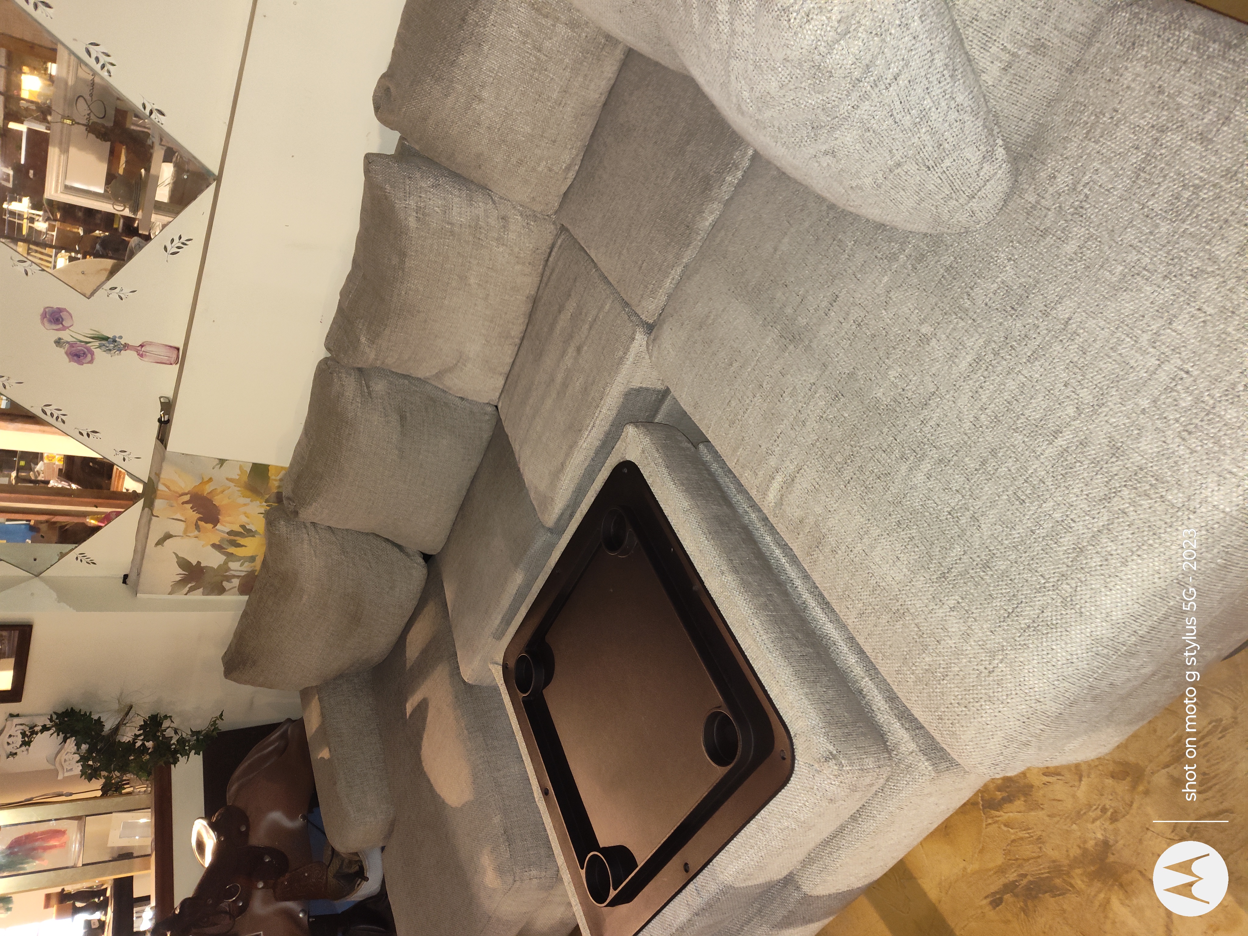 Avatar for Sumthing for everybody furniture and more llc