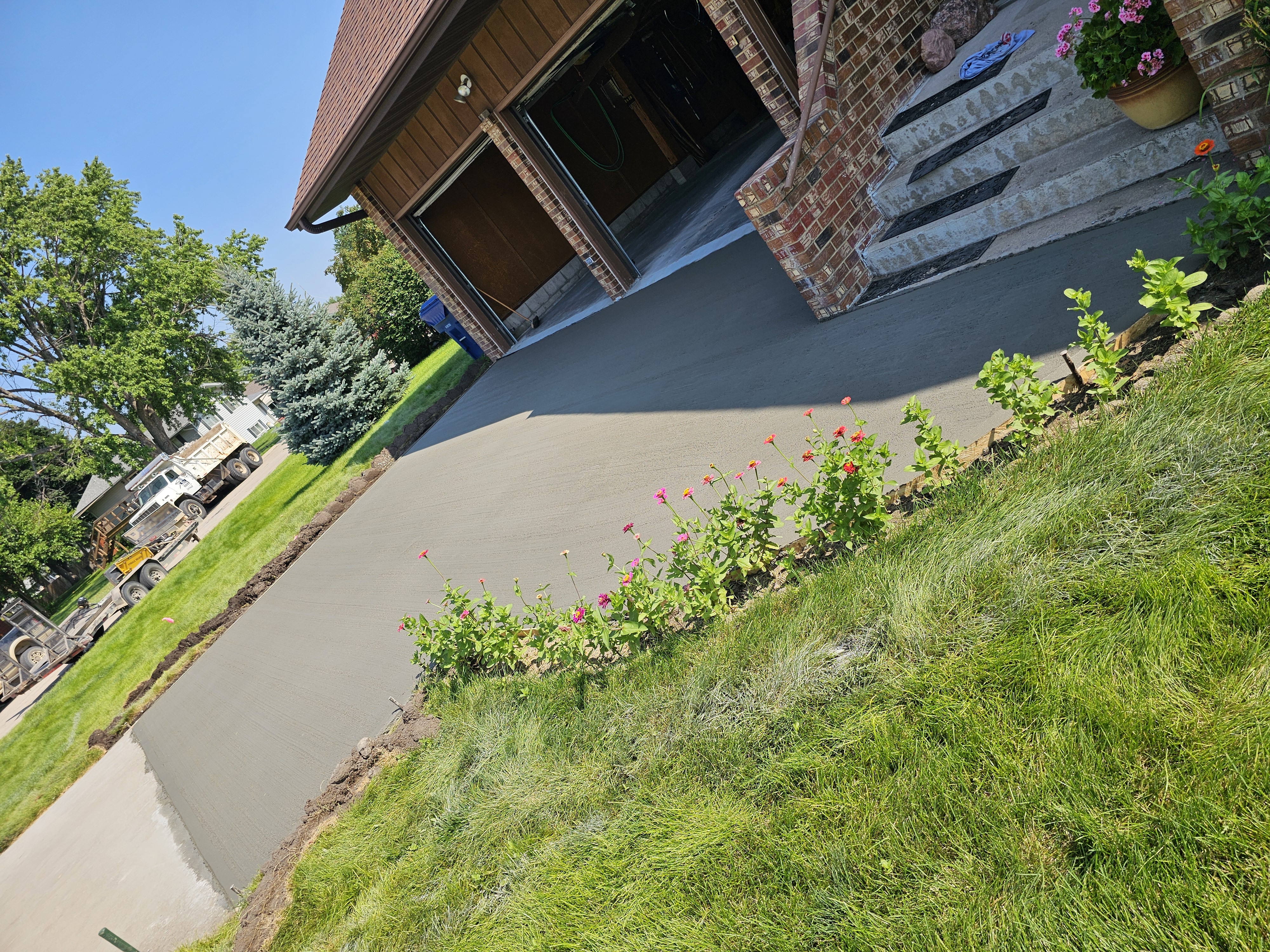 Avatar for T&J CONSTRUCTION