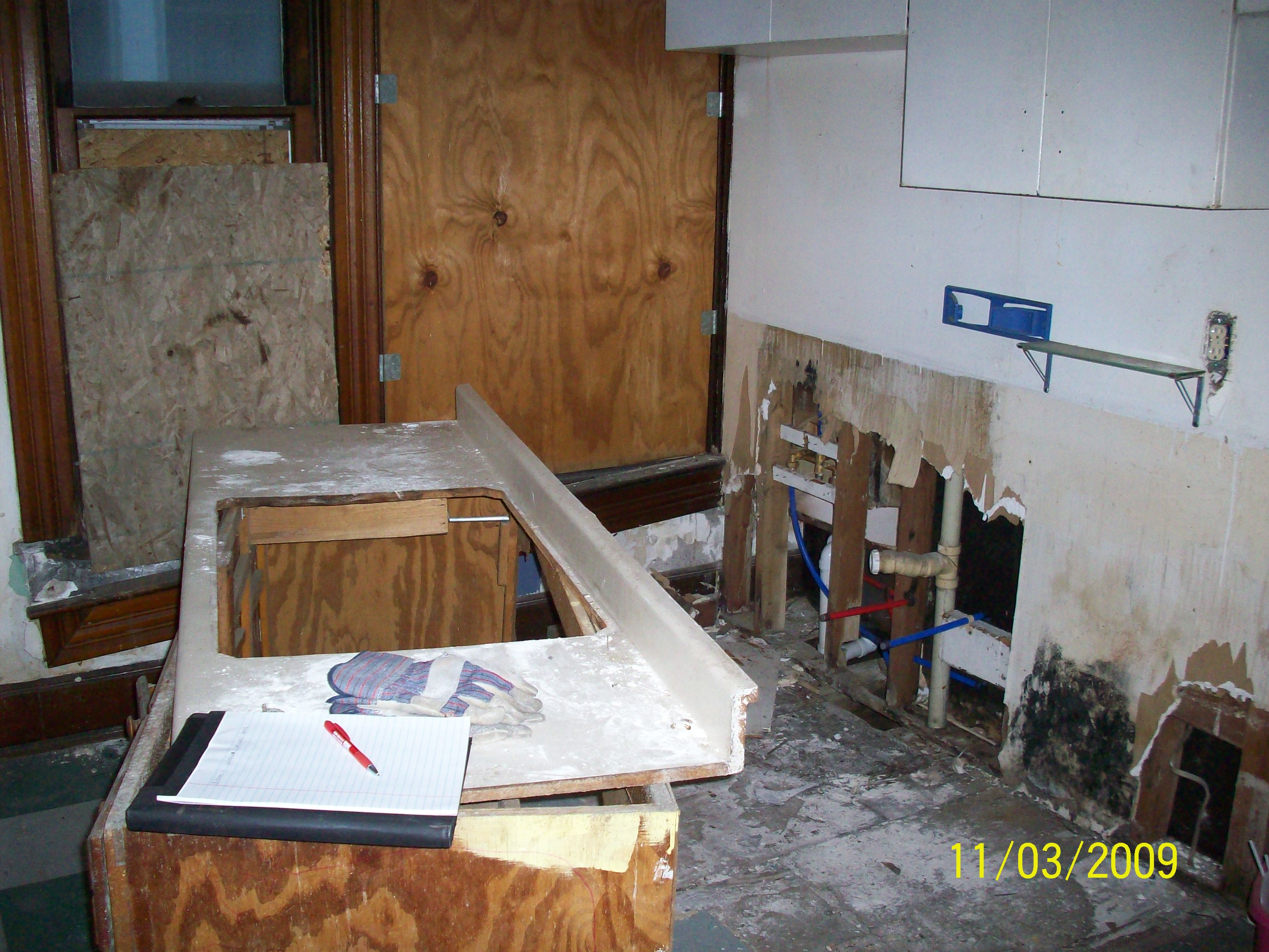 All 5 kitchens in complex