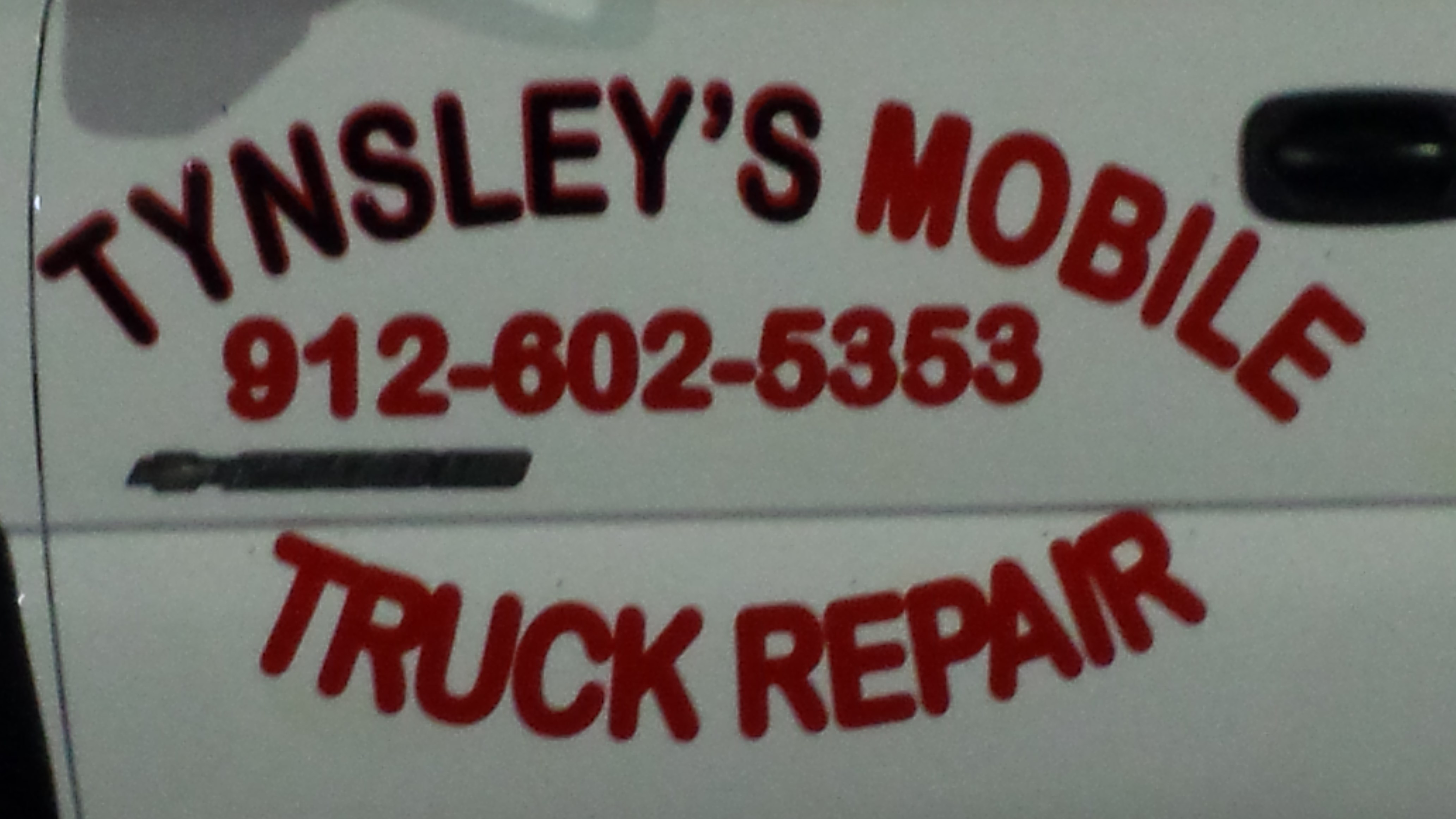 TYNSLEY'S MOBILE TRUCK REPAIRS logo