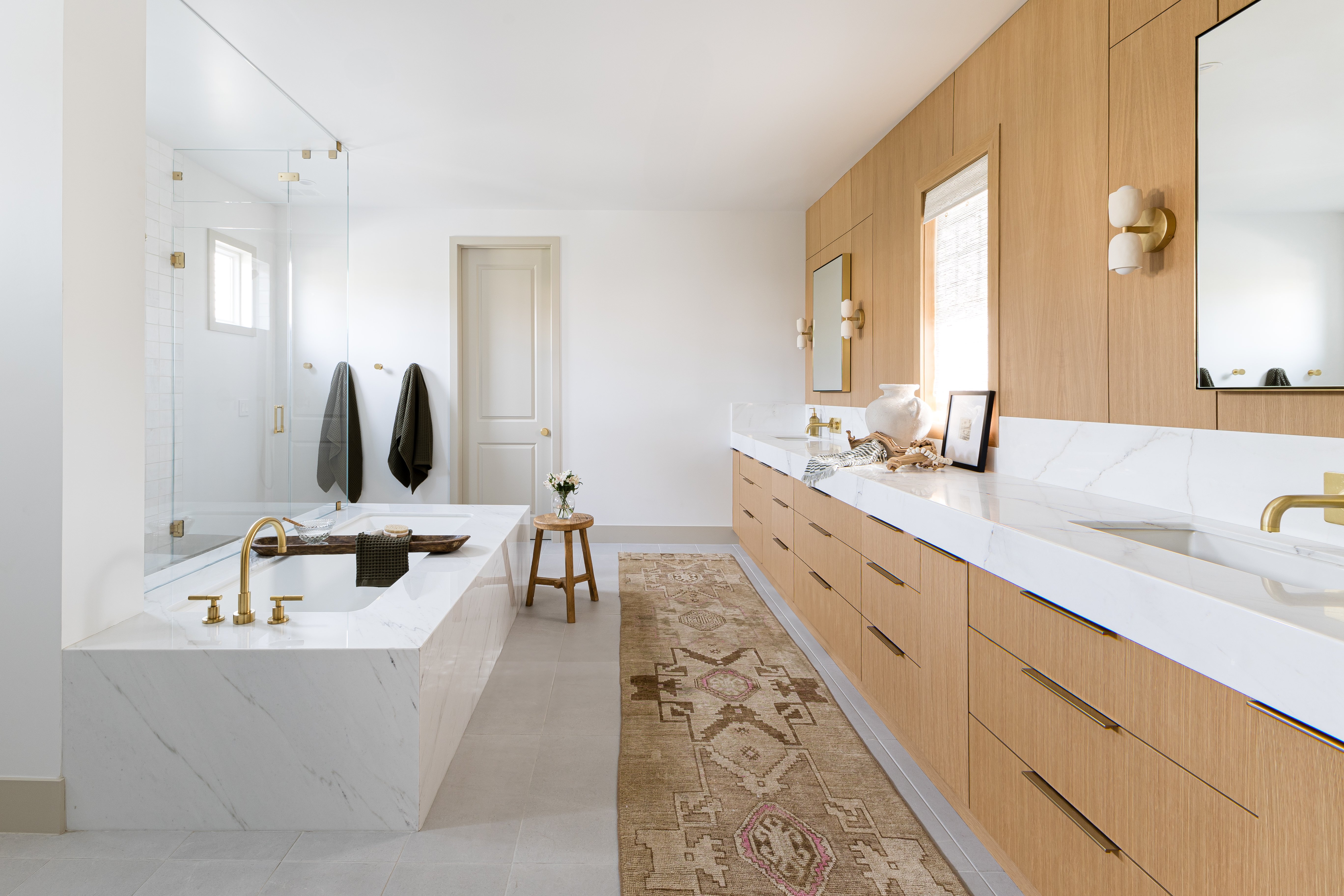 Avatar for 16TH AND CROSS