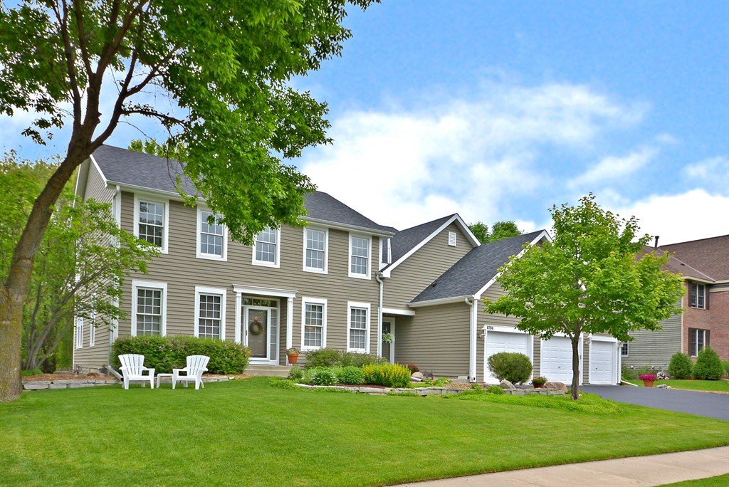 Danton Way, Eden Prairie
