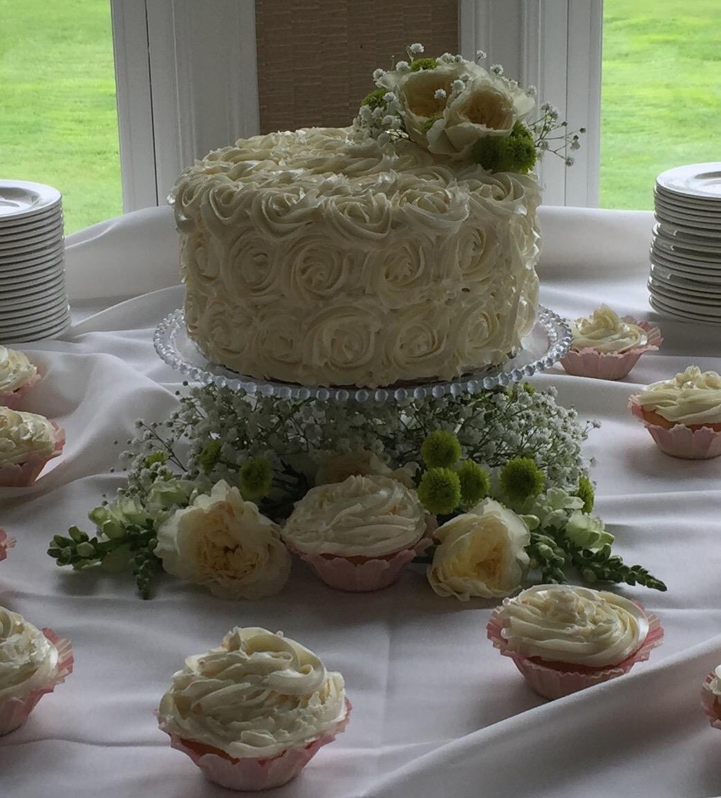 The Vintage Kitchen logo