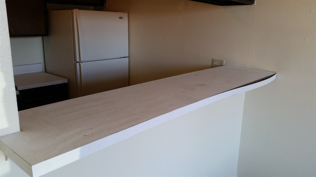 Countertop before refinish