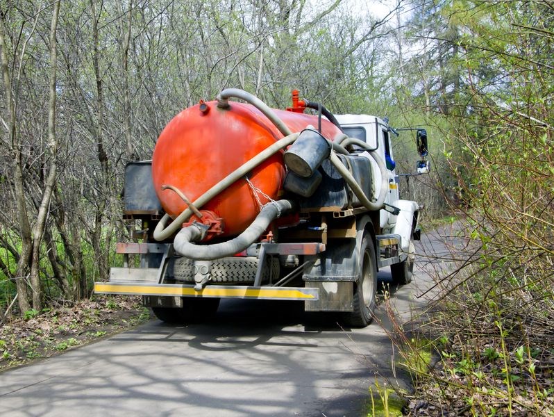 RJ's Septic Tank Pumping logo