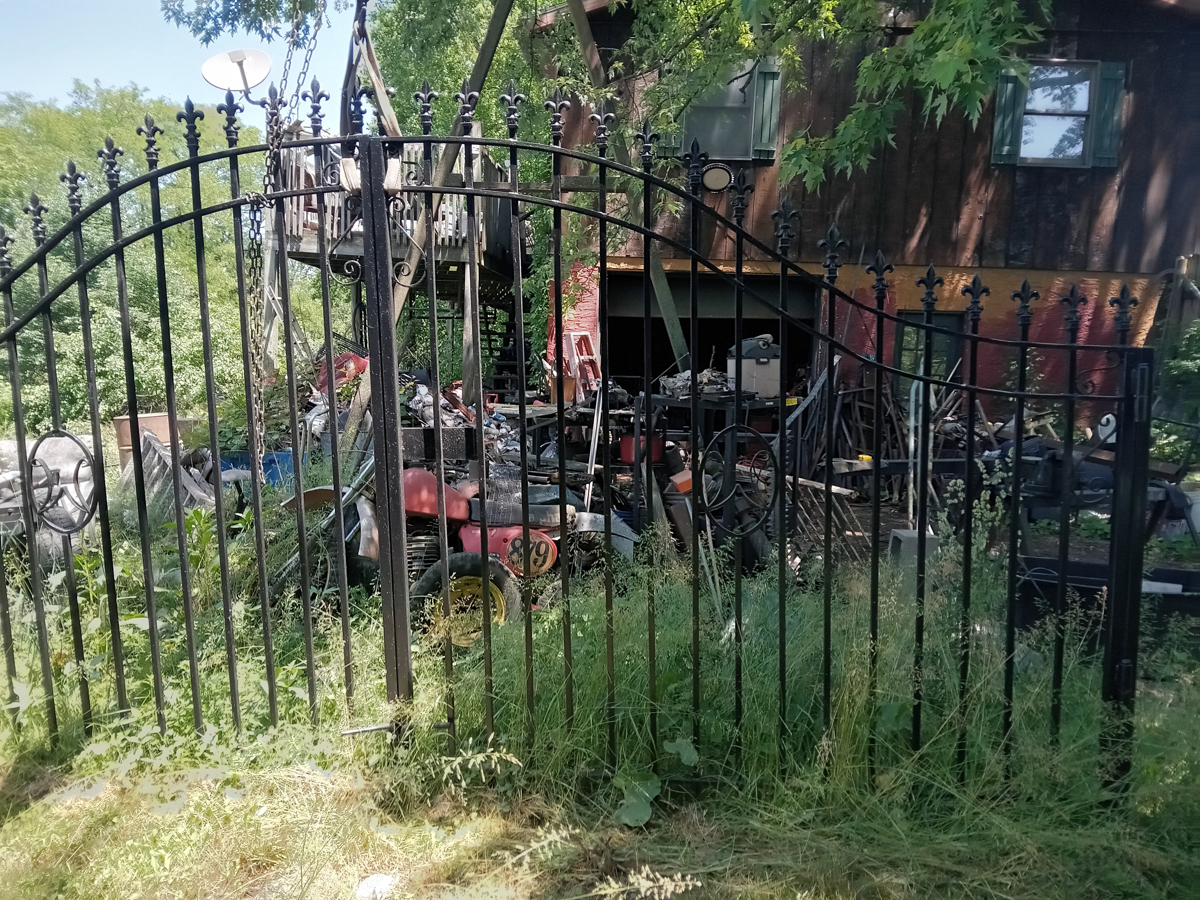 Avatar for B u c h custom welding and construction