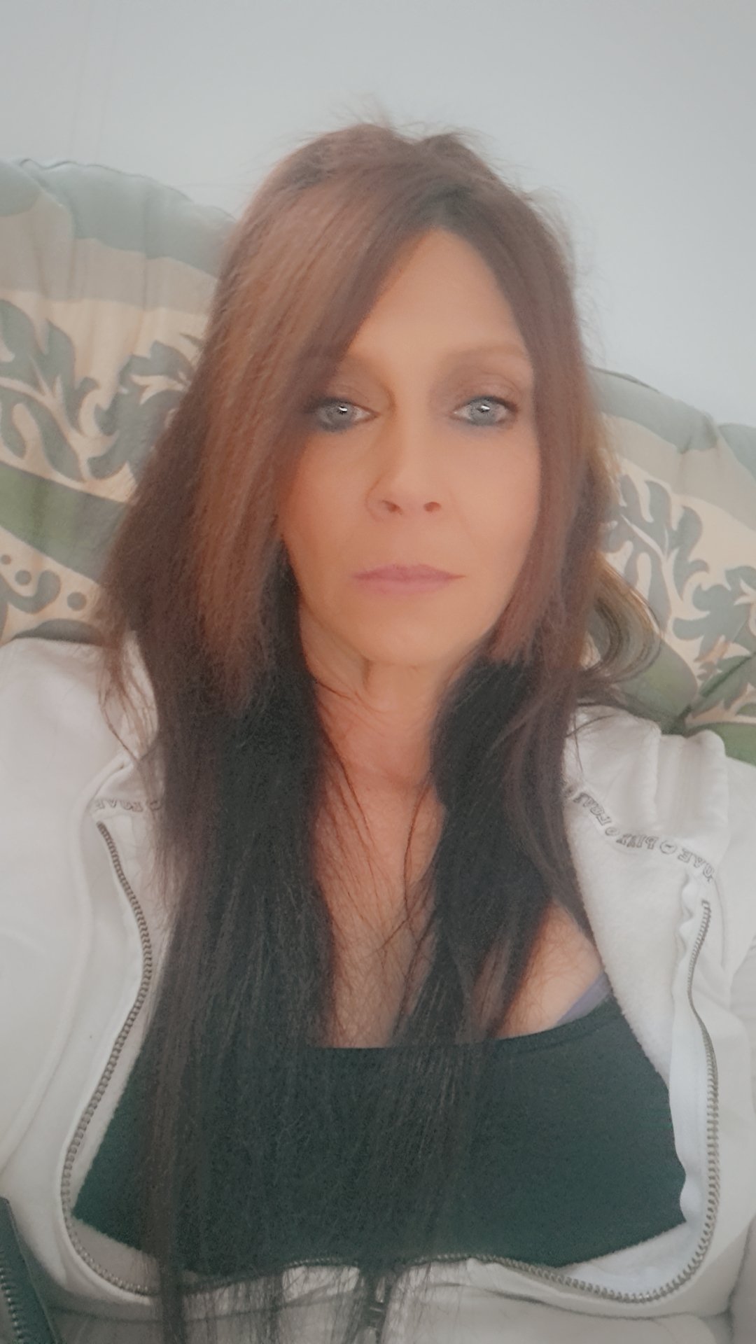 Avatar for Donna's cleaning, painting, lawn mowing etc