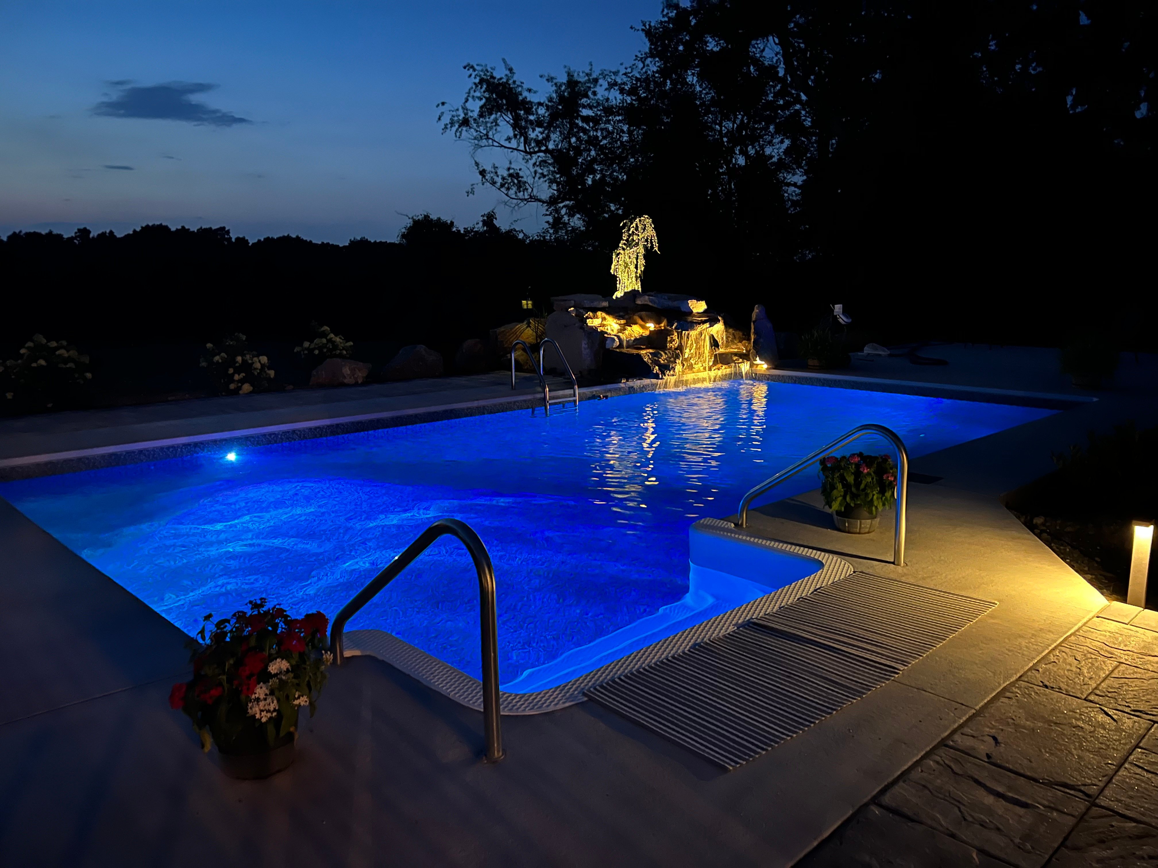 Avatar for earth.grain.pool