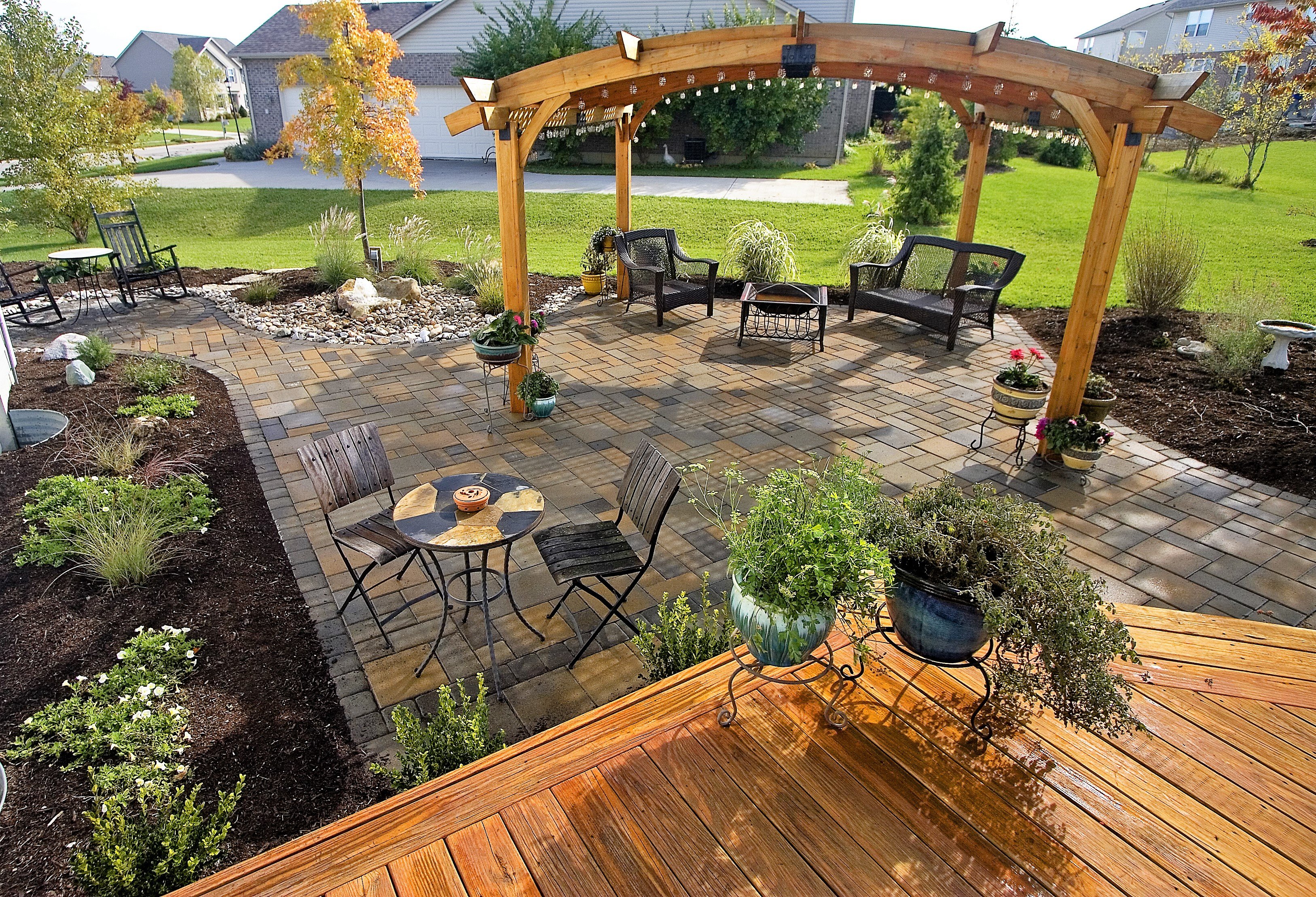 No Limits Landscaping Inc logo