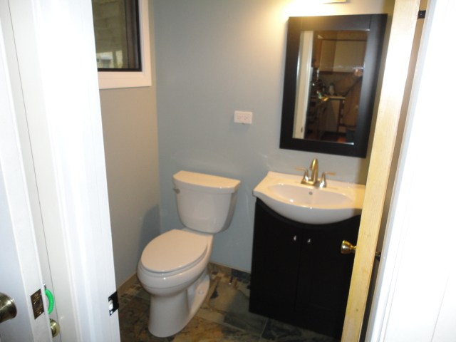 1/2 Bath - Des Plaines,IL