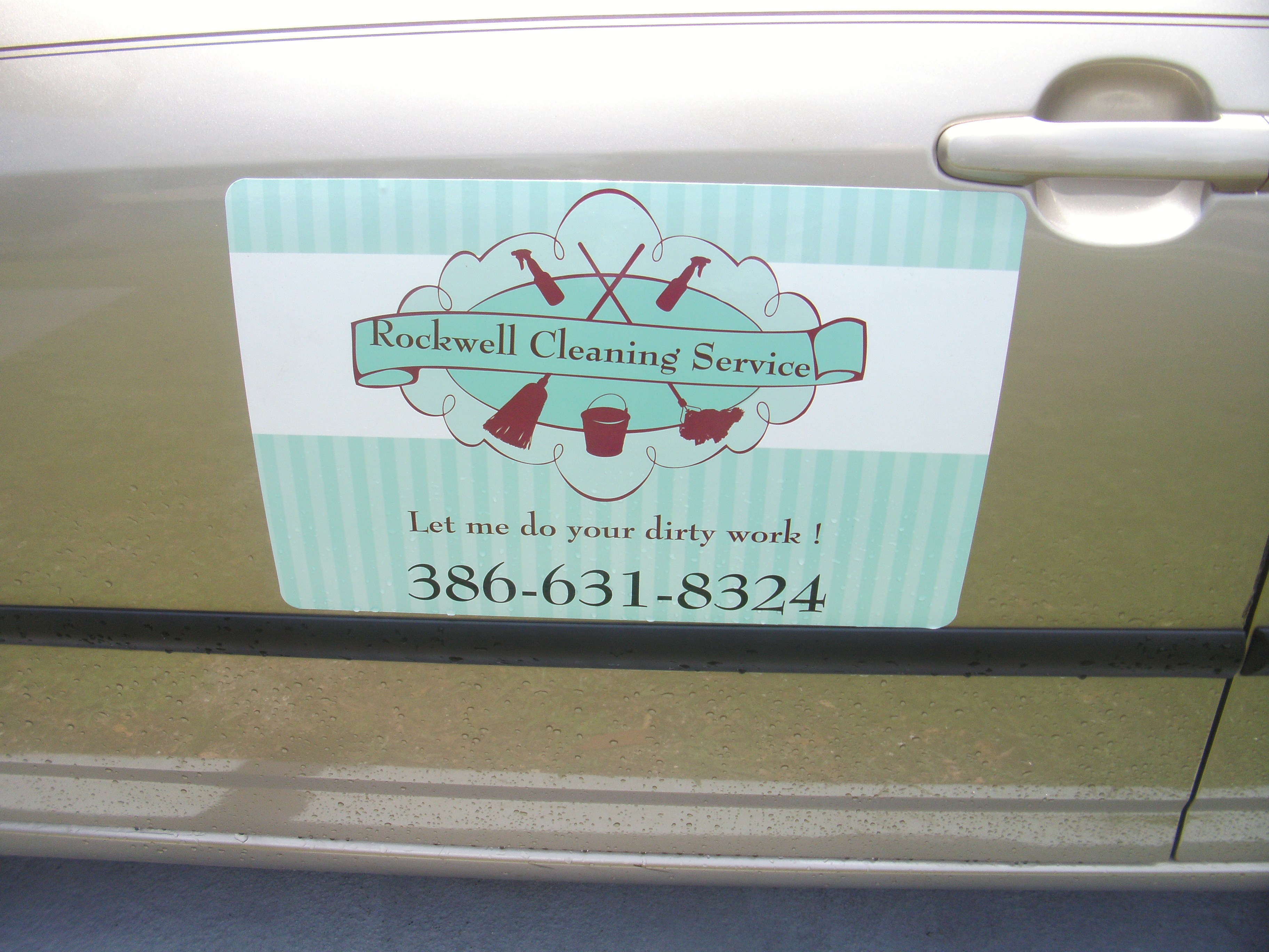 Rockwell Cleaning Service logo