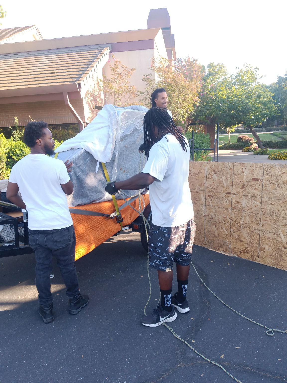 Pro Movers Reviews Livingston, CA Angi