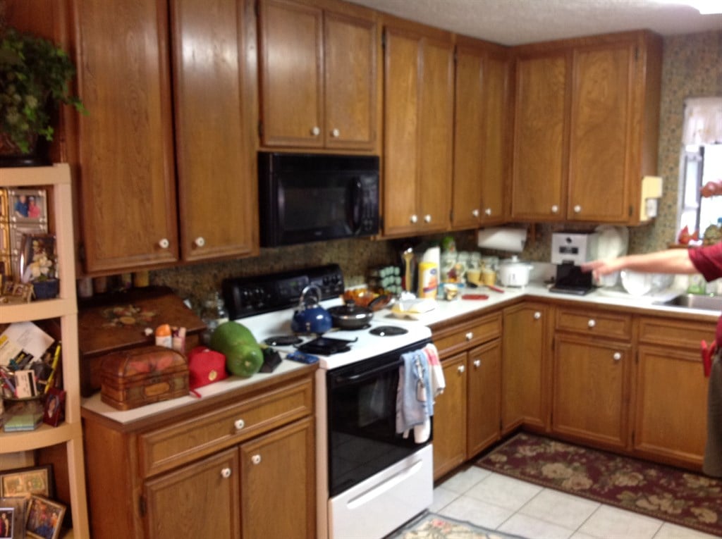 Manoli Kitchen