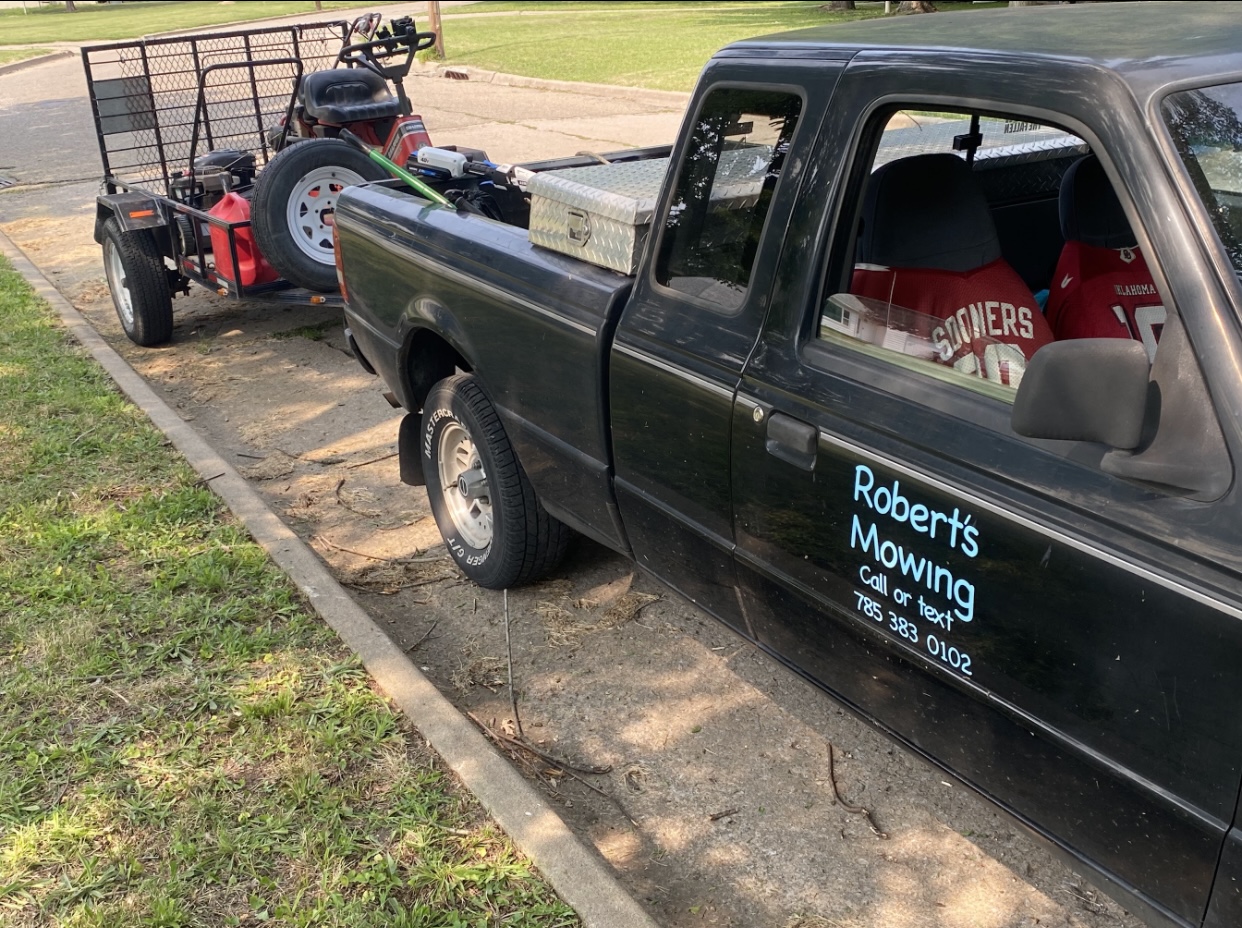 Avatar for Robert’s Mowing