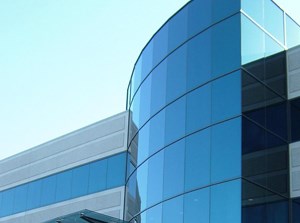 I G R Glass Contractors logo