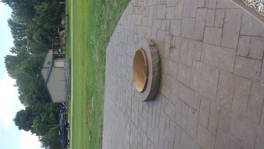 cobblestone pattern/mavo color