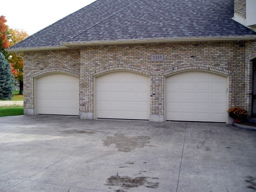 Logo for Garage Door Repair Tucker