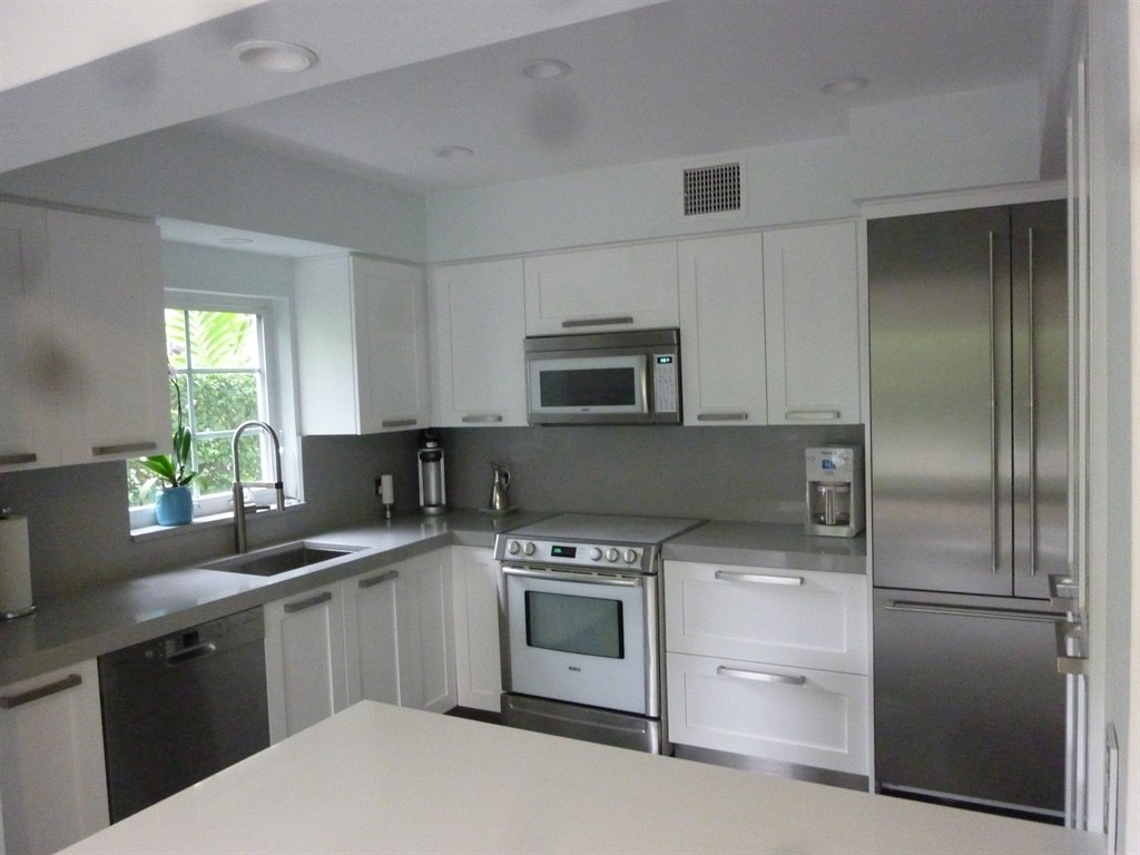 White Shaker Cabinets